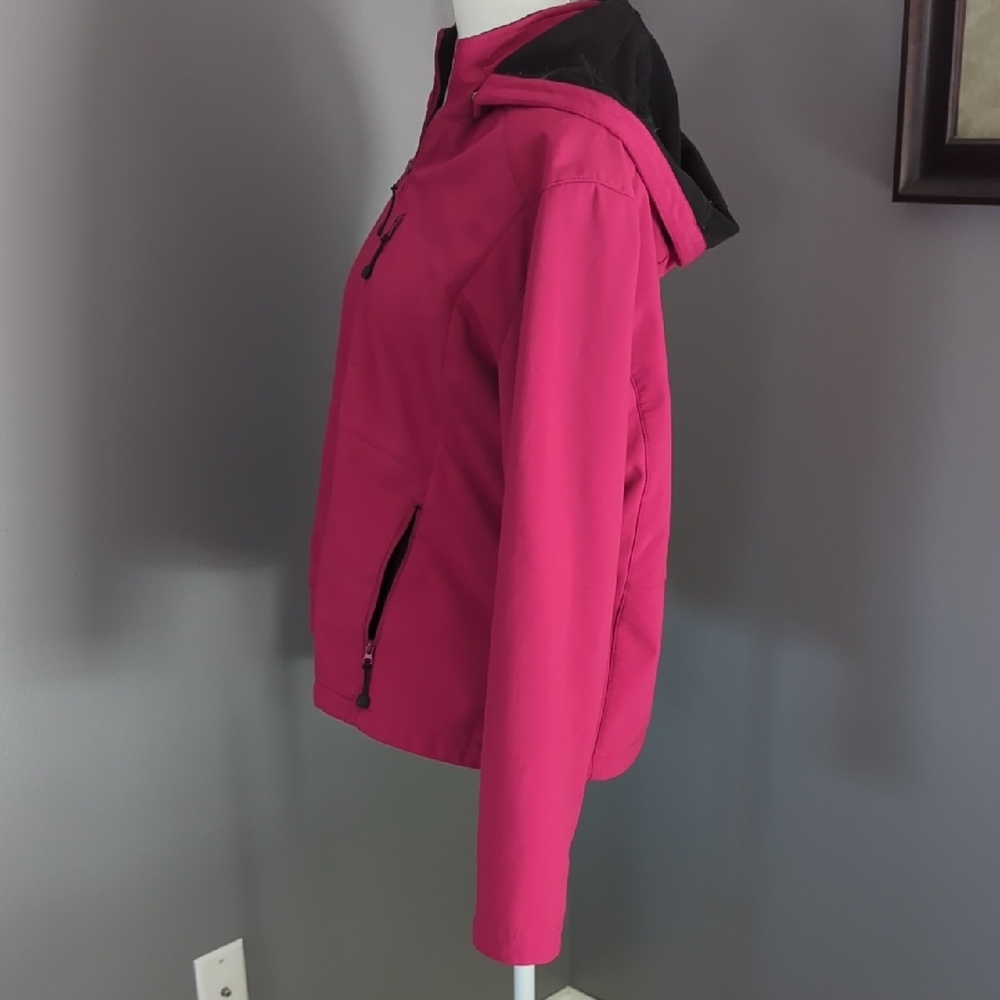 Women's Fuchsia Soft Shell Jacket - Picture 3 of 12